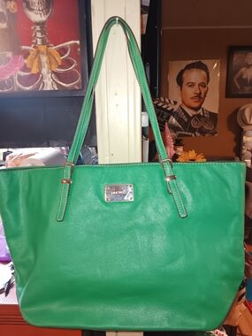 Nine West Green Leather Tote with Gold-Tone Plaque